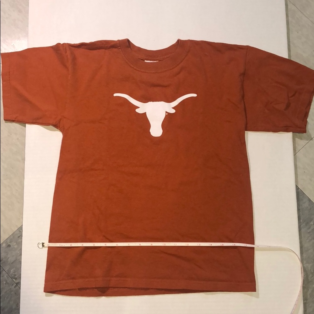 Rusty brown graphic T-shirt